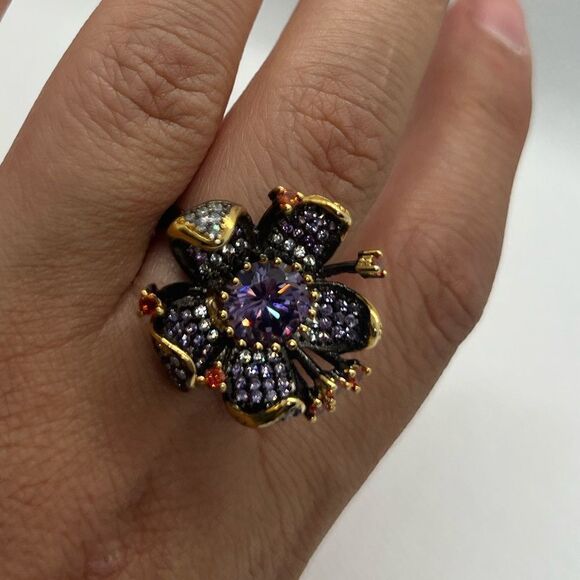 925 Sterling Silver Floral Blossom With Amethyst inspired crystal accent - Picture 16 of 16